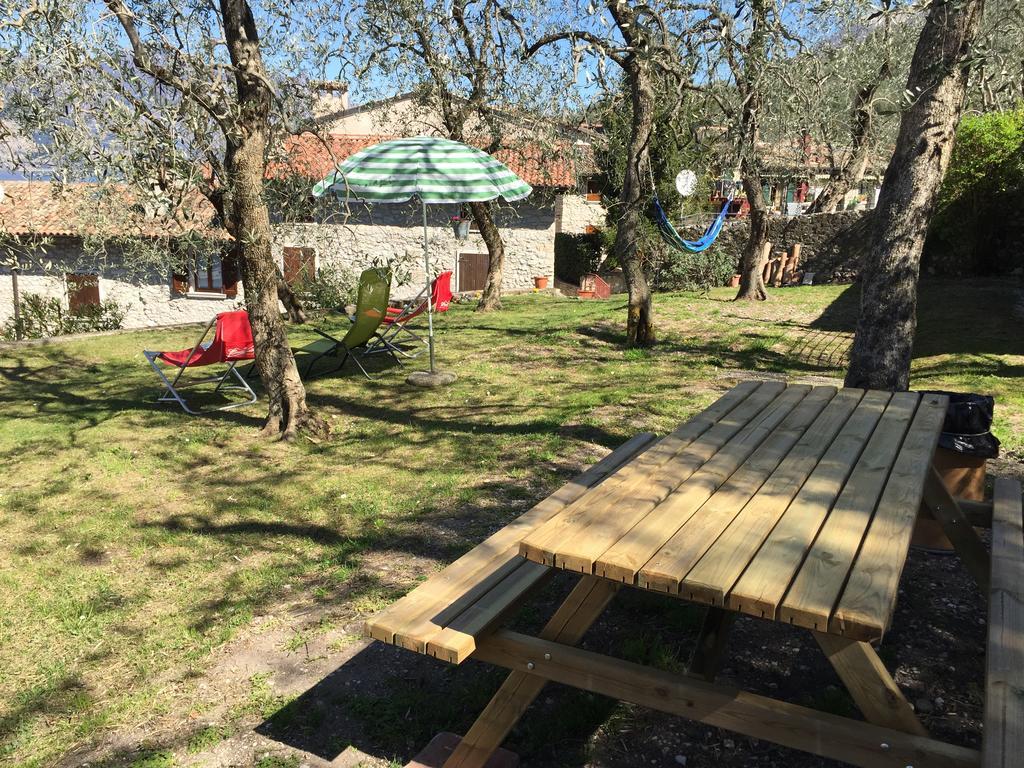 Apartament Casa Valentina Brenzone sul Garda Zewnętrze zdjęcie